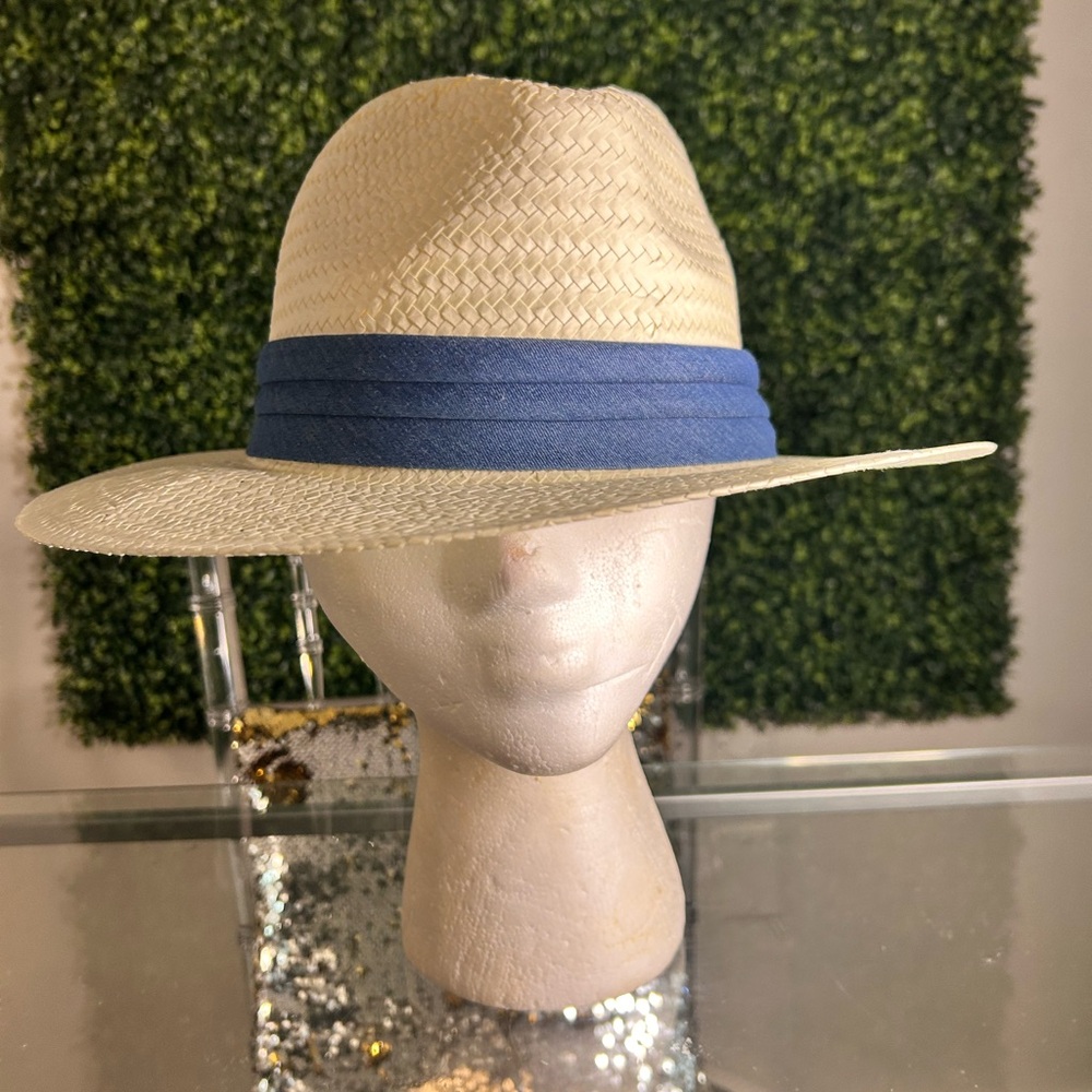 Stylish White Straw Hat with Blue Band